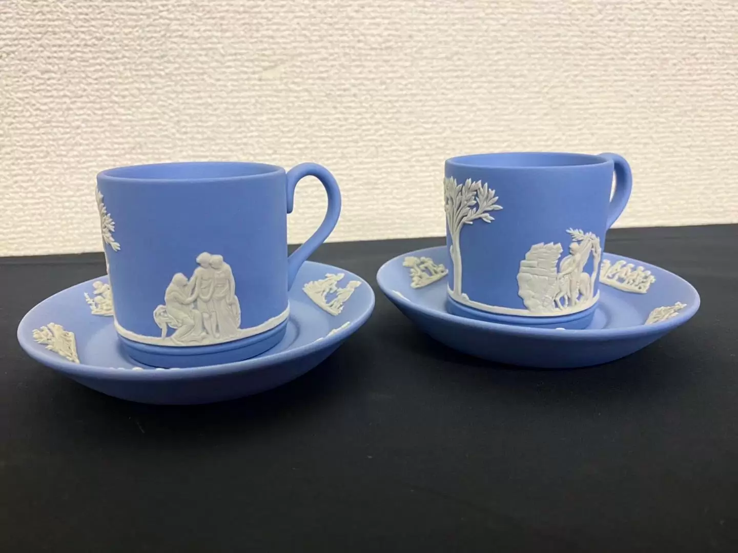 .皆さんこんにちはAVANです!10月に入り2022年も後2ヶ月で終わります。時間の流れが早く感じる今日この頃?最近暗くなるのが早くなって来ているなぁって思って本格的に冬に向かっていってますねさて、今回弊社の総合買取ソアレでWEDGWOODが入荷致しました!?ウェッジウッドは英国王室御用達の老舗陶磁器ブランドです1759年創業から260年以上も続く老舗陶磁器ブランドとして世界中のホテルや王室貴族などがこぞって使用するほど大人気で世界最大級の陶磁器メーカーですウェッジウッドが造る作品で朝にコーヒーを飲んでみたいですね笑総合買取ソアレではご自宅の不要品などを出張査定、買取しております不要品処分でお悩みの方や、生前生理をご検討されてる方、一度弊社にご相談下さい!お問い合わせにつきましては弊社HPからお願い致します♂️それでは本日も1日お疲れ様でした!#AVAN#avan#Google#google#口コミ#風評被害#対策#改善#MEO#meo#高評価#出張#買取り#買取#ソアレ#ブランド品#オーディオ#時計#ベンチャー#日本#西日本#近畿#関西#兵庫#神戸#ビジネス
