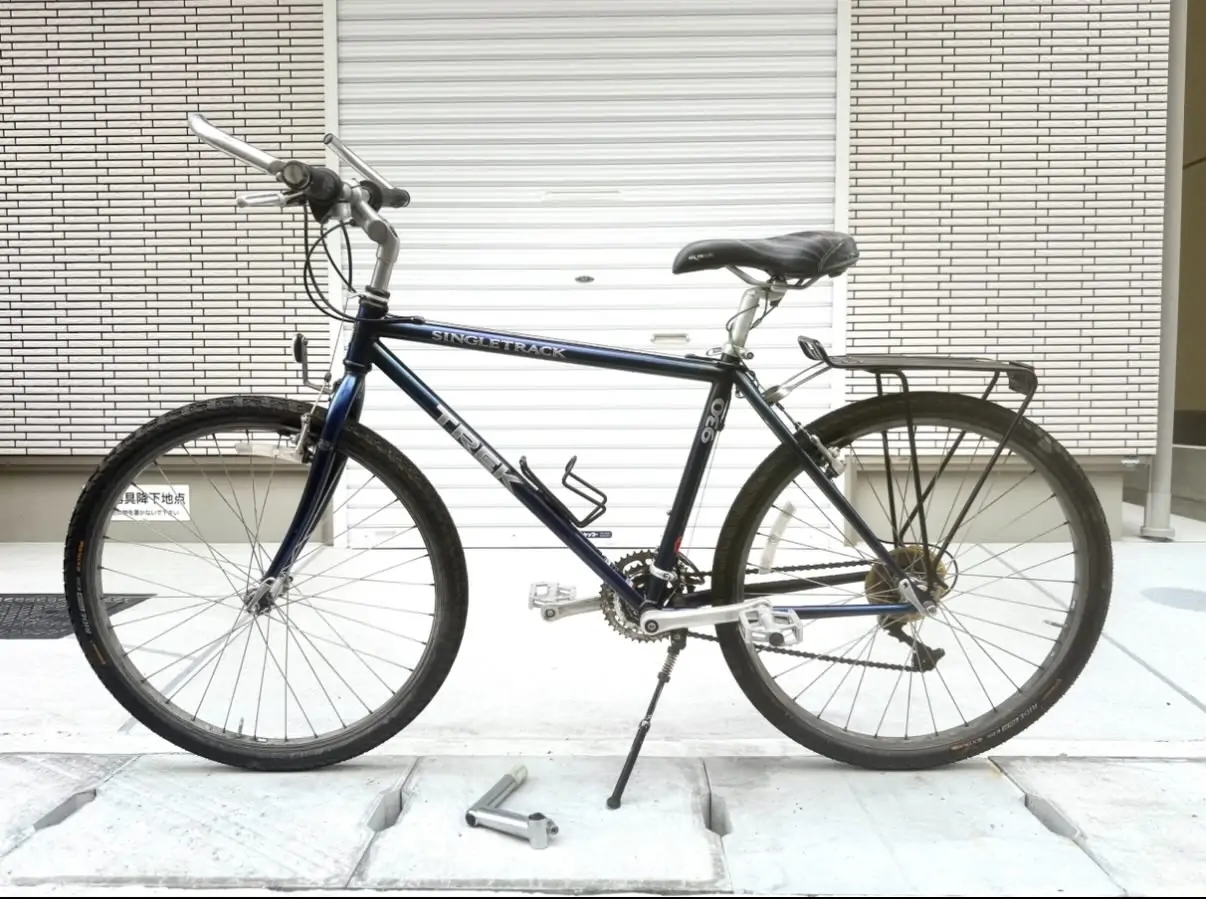 .皆さまこんにちは!🌞買取専門店ソアレです!本日のお買取商品は、【TREK SINGLETRACK 930 90s】です!マウンテンバイク、ロードバイク、電動自転車等のお買取もソアレにお任せ下さい!弊社は総合買取なので、オーディオ機器、カメラ、焼き物、骨董品、釣具、時計、バッグ、アクセサリー、ミシン、ブランド品、楽器、ゲーム機、イミテーション、古銭、Zippoなどライター、パイプ(喫煙具)、ジャンク品など即日現金!!高価買取しています!!〇出張費・査定費完全無料!追加費用など一切無し!〇宅配買取・店頭買取もOK!〇LINE査定も行っております!〇最短即日出張買取可能です!=======================================【買取専門店ソアレ】営業時間 10:00〜18:30住所 西宮市門戸荘14-12 ウィステリア門戸102号阪急門戸厄神駅から徒歩3分電話番 078-855-5582========================================#西宮市#西宮#買取#買取店舗#店舗買取#買取専門店#買取専門店ソアレ#総合買取#門戸荘#門戸厄神#門戸厄神駅すぐ#ブランド品#時計#オーディオ機器#骨董品#貴金属#洋服#カメラ#レトロ#楽器#釣具#ゴルフ用品#ホビー#お酒#電動工具#無線機#トレカ#家電#買取はソアレにお任せ